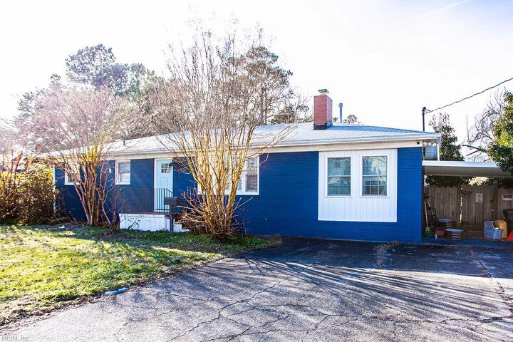 Property Photo: 2513 Beaufort Ave VA 23455