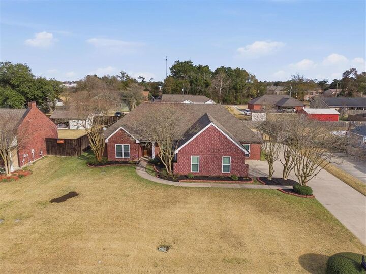 Property Photo:  4929 E Westridge Park Drive E  LA 70605 