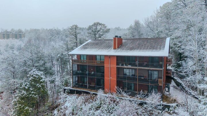 Property Photo:  429 Deer Path Lane  TN 37738 