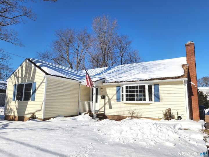 Property Photo:  257 Green Road  CT 06042 
