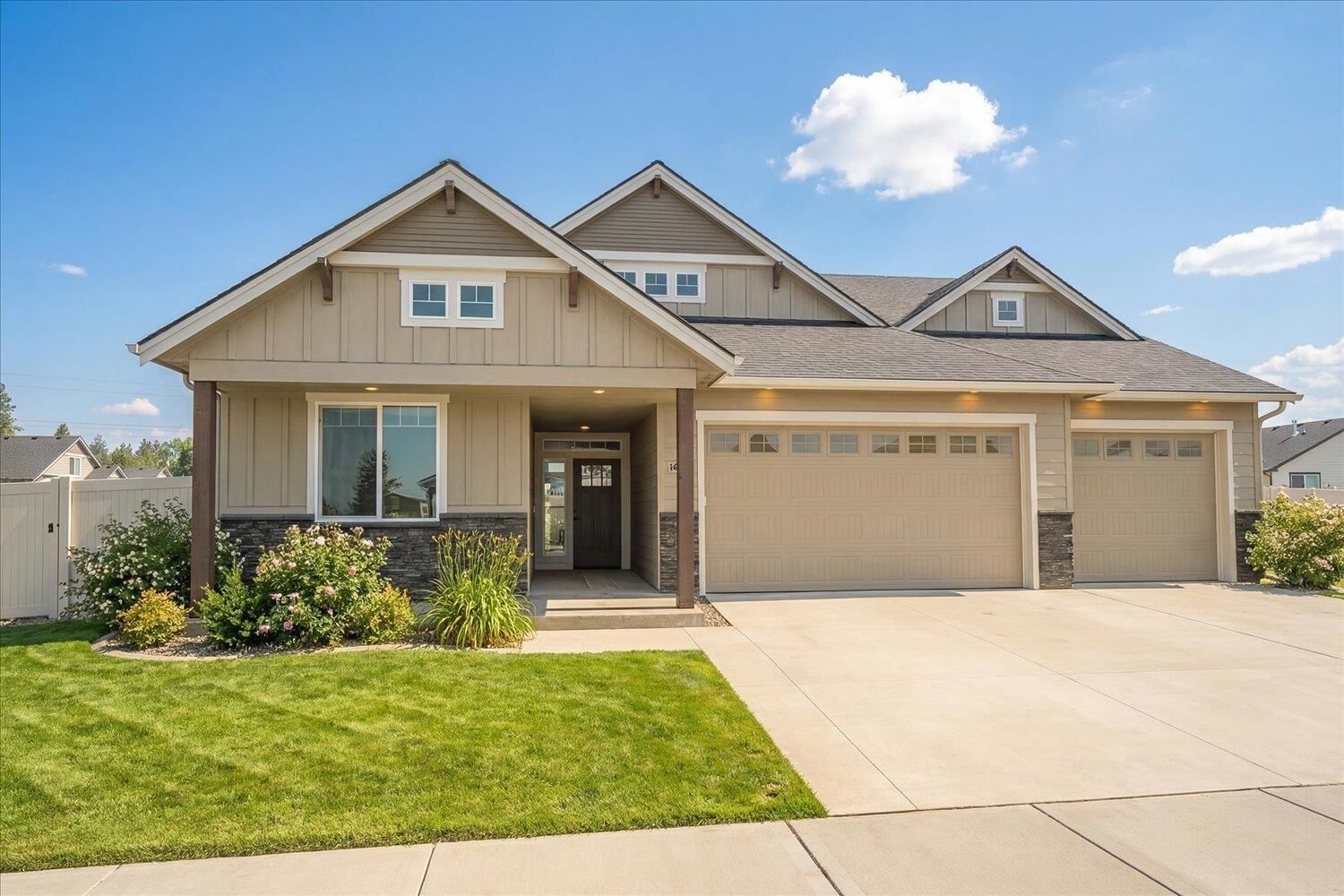Property Photo:  18198 N Morton Ct  WA 99005 