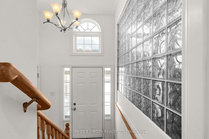 Property Photo:  148 Marsellus Drive  ON L4N 0E1 