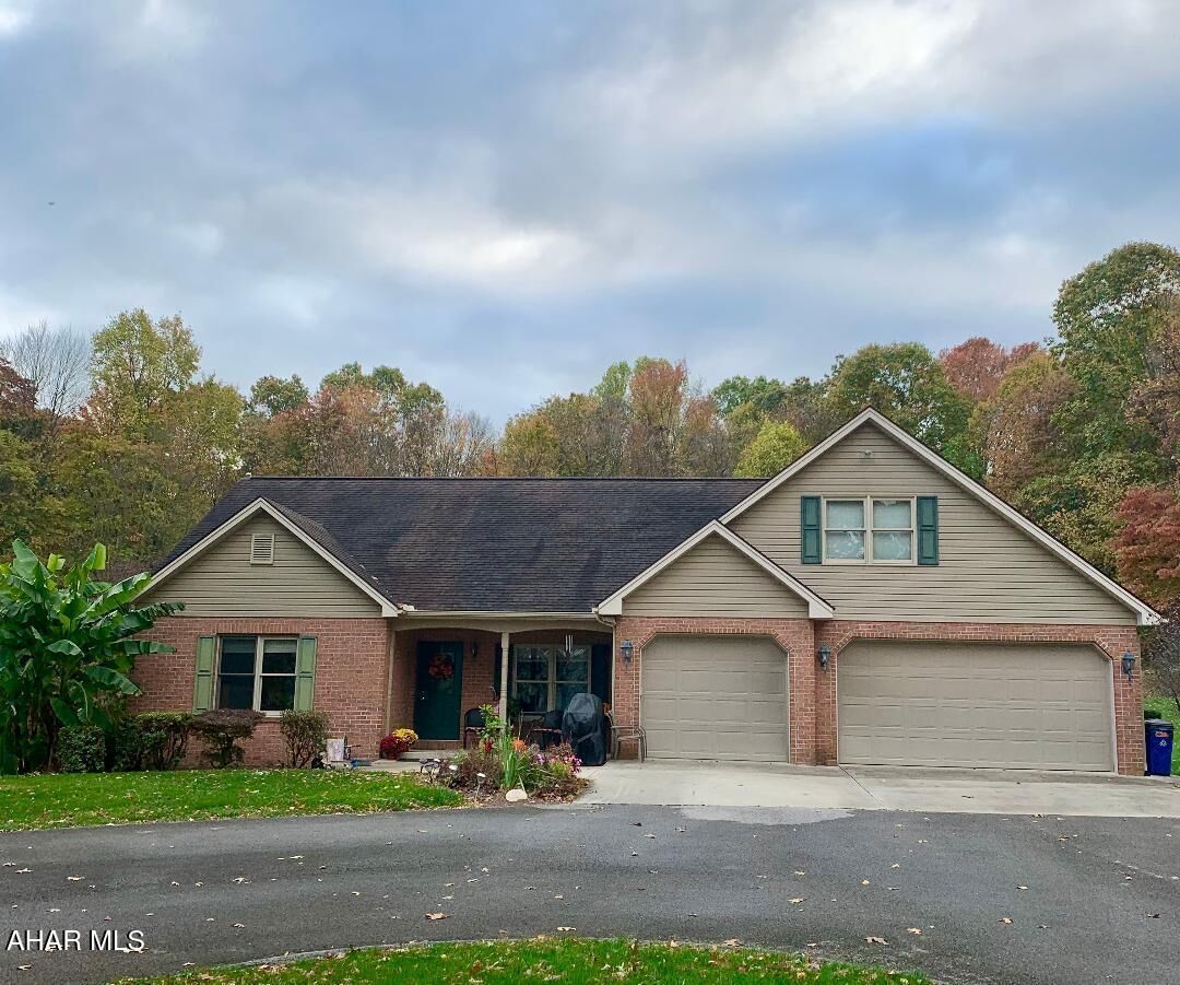 Property Photo:  10180 Fox Run Road  PA 16693 