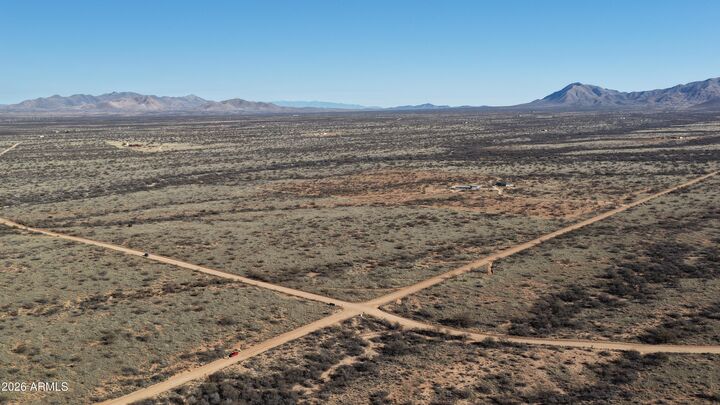 Property Photo:  Lot 12 E De Vaca Circle 12  AZ 85630 