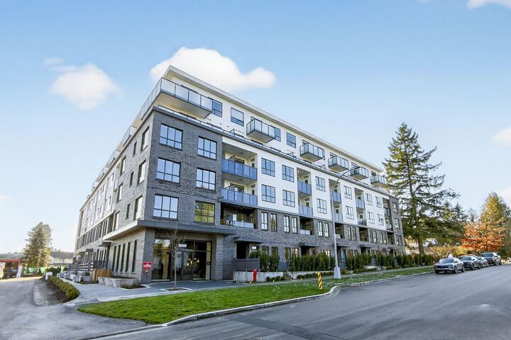 14778 106 Avenue 512 — photo 1