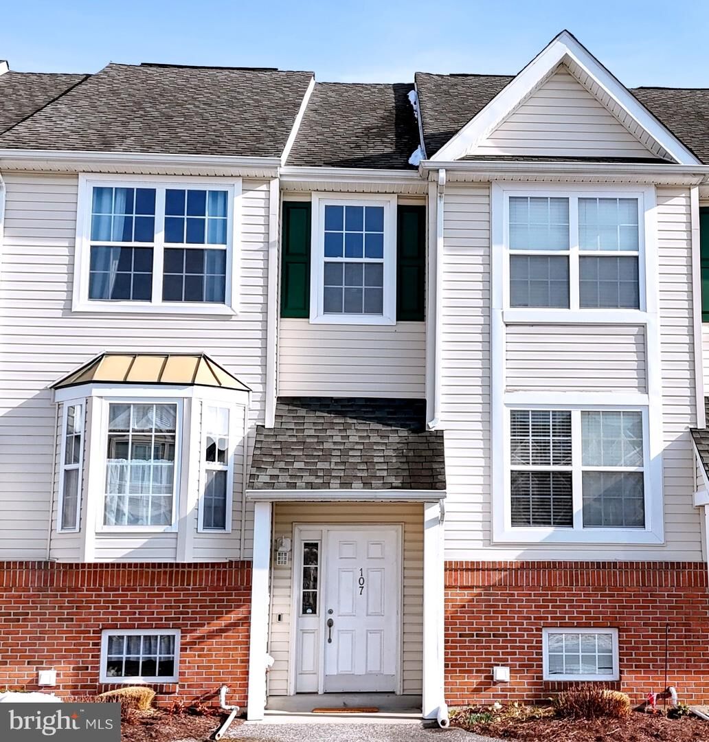 Property Photo:  107 Nicoles Court #175  DE 19966 