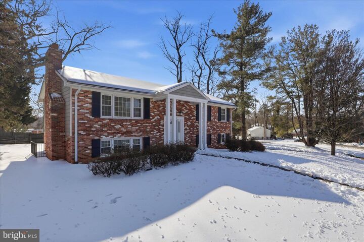 Property Photo:  3519 Woodburn Road  VA 22003 