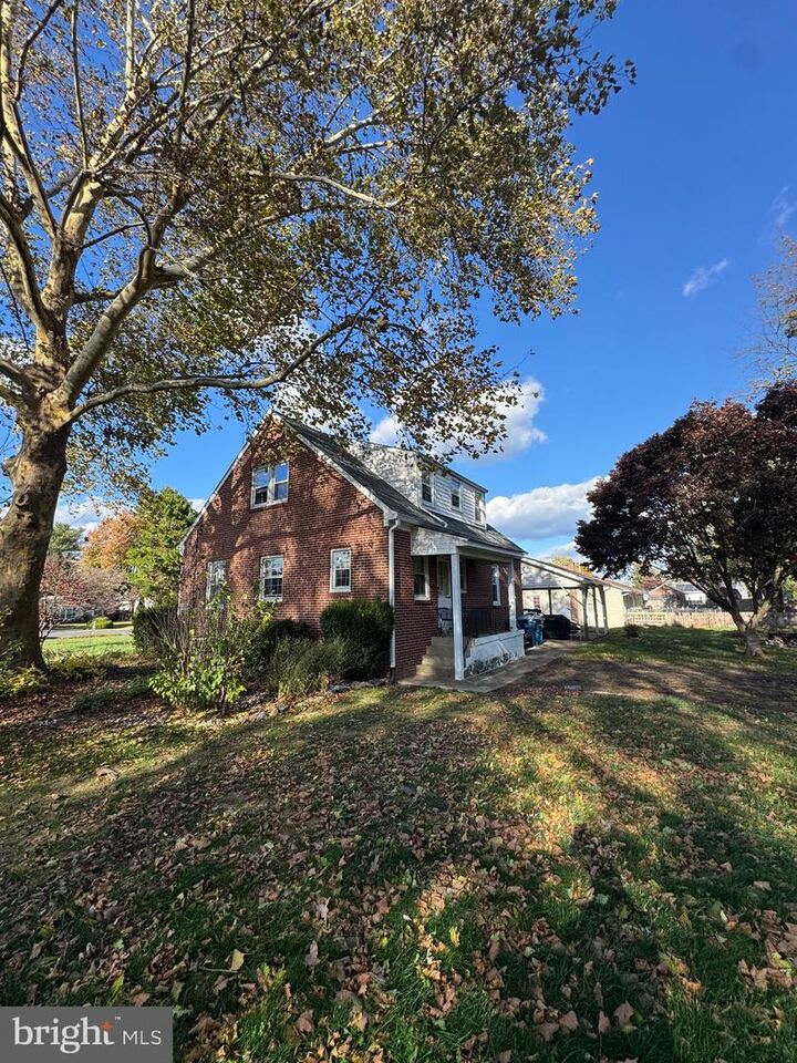 Property Photo:  927 Hamilton Street  PA 17013 