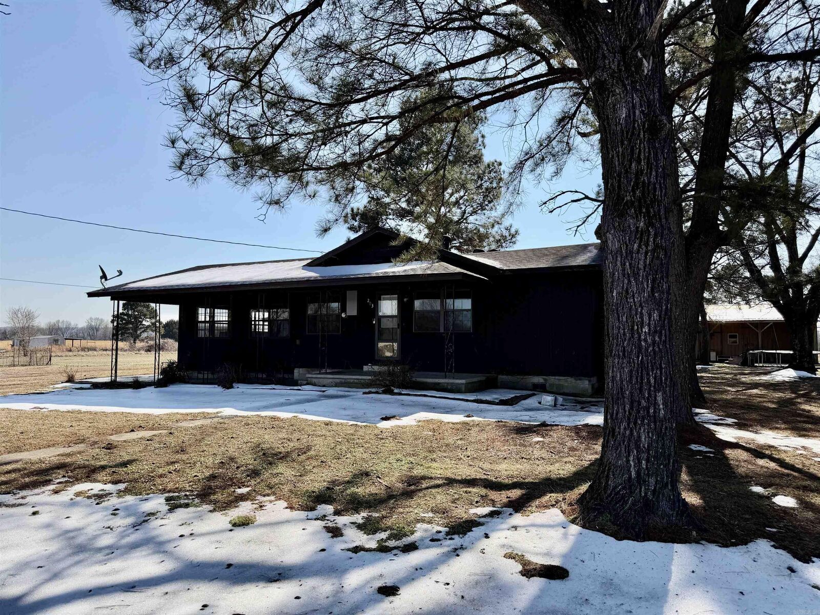 Property Photo:  203 Pr 2233  AR 72840 