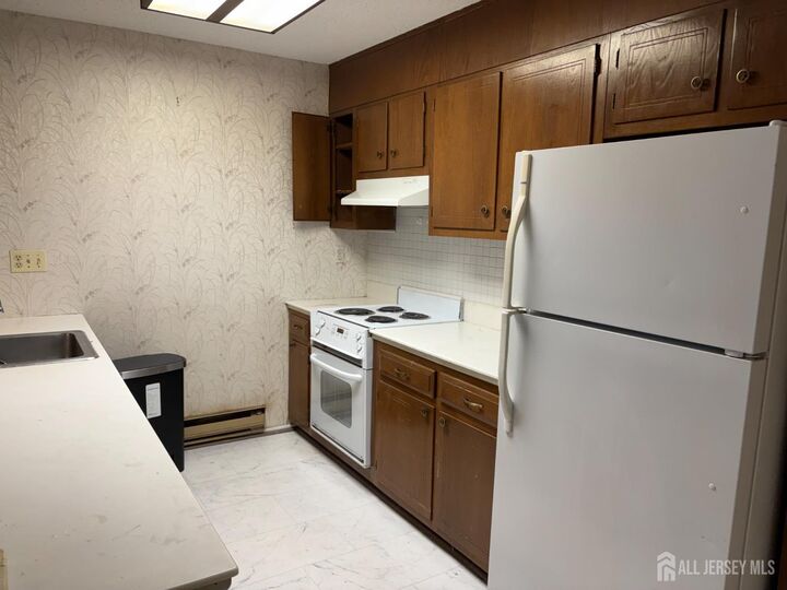 Property Photo:  278 Crosse Drive 1C  NJ 08831 