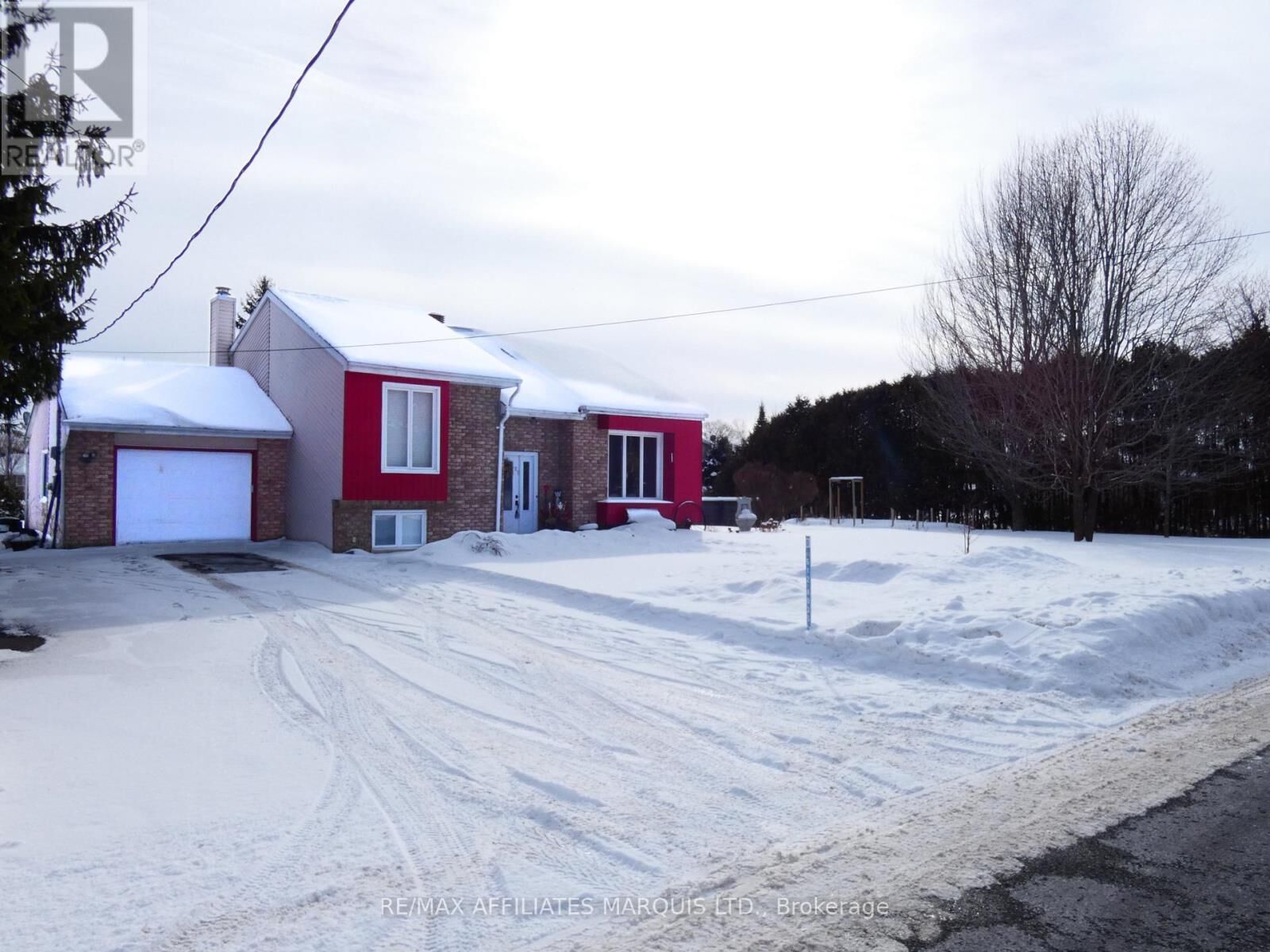 Property Photo:  21 Ste Therese Boulevard  ON K0A 1W0 