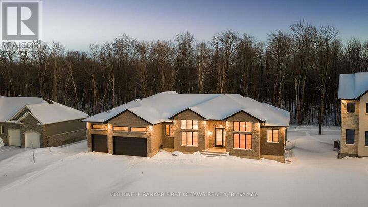 Photo de la propriété:  571 Shoreway Drive  ON K4P 0G3 