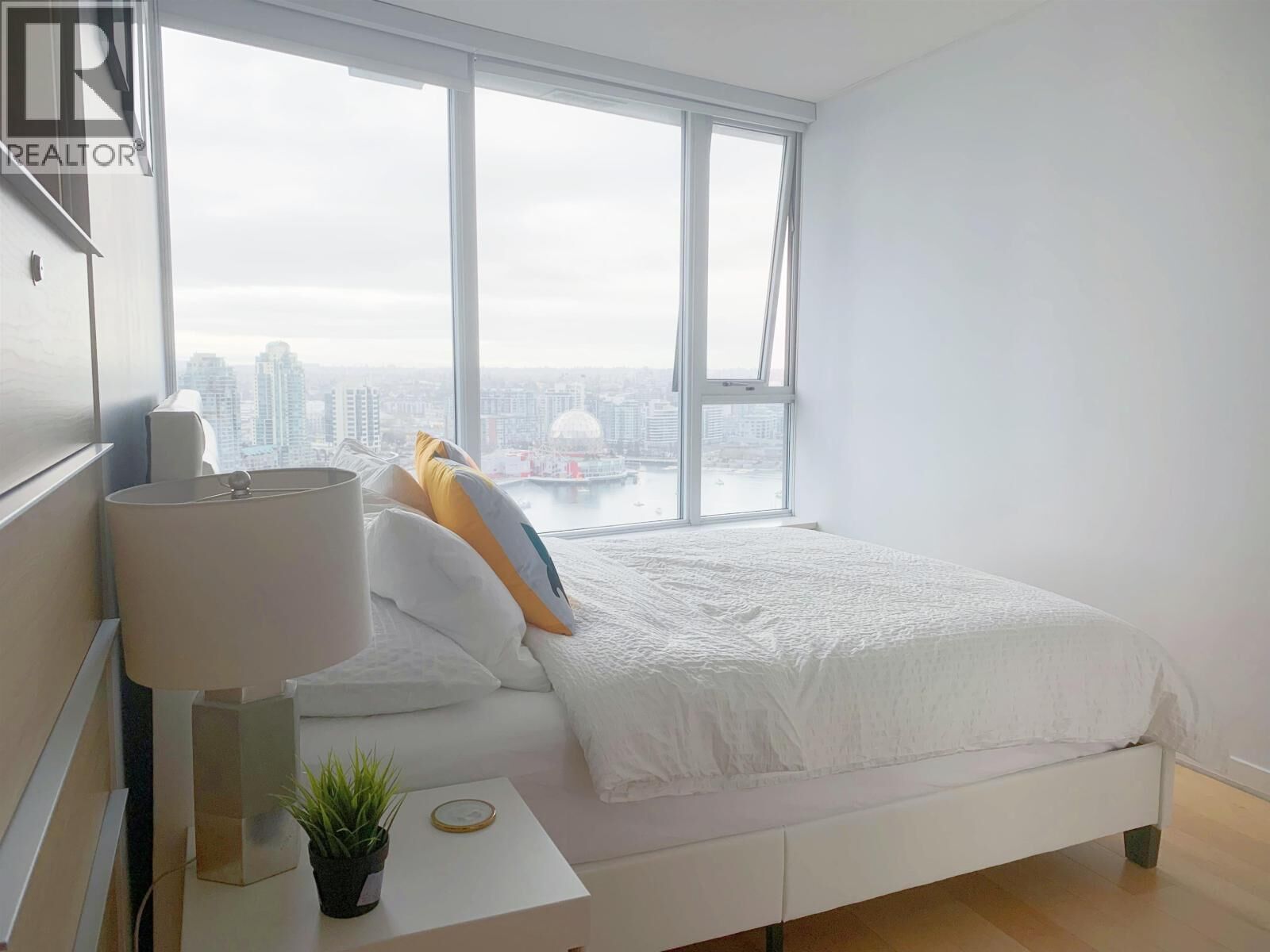 Property Photo:  689 Abbott Street 2903  BC V6B 1J2 