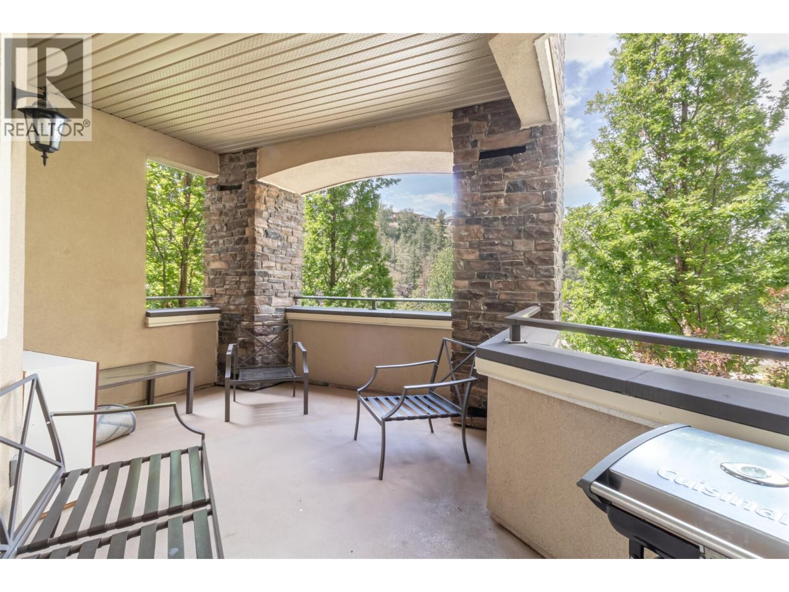 Photo de la propriété: 1873 Country Club Drive 2207 BC V1V 2A7