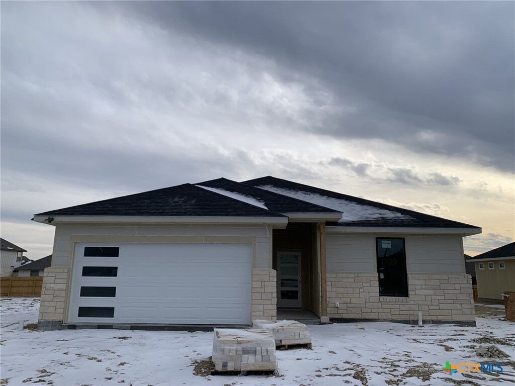 Property Photo:  1720 Paint Horse Trail  TX 76548 
