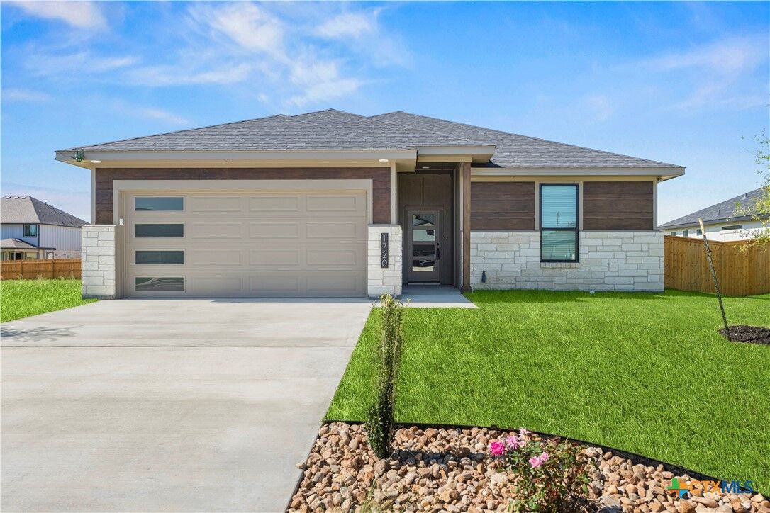 Property Photo:  1720 Paint Horse Trail  TX 76548 