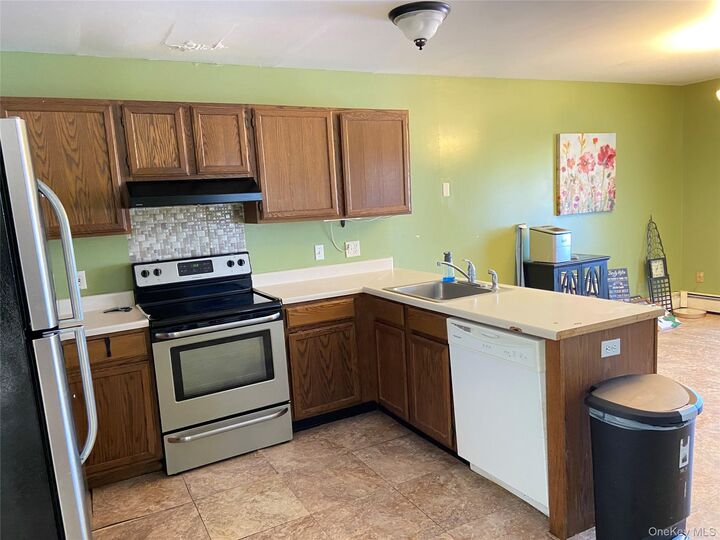 Property Photo:  38 Edmunds Lane A  NY 12566 