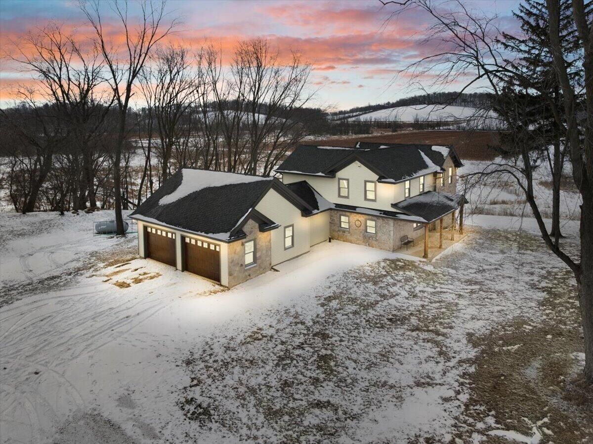 Property Photo:  W3940 Campbell Dr  WI 53010 