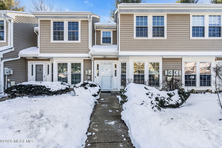 Property Photo:  4 Duncan Way  NJ 07728 