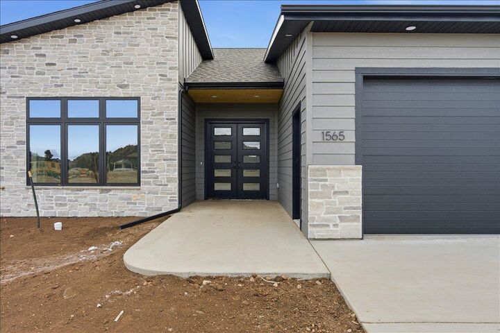 Property Photo:  1565 Blue Sage Road  SD 57783 