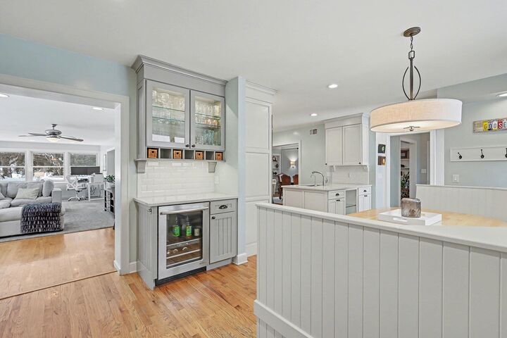 Property Photo:  950 San Jose Drive SE  MI 49506 