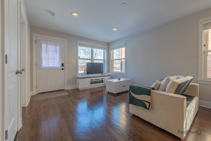 Property Photo:  1615 N 79th Avenue  IL 60707 