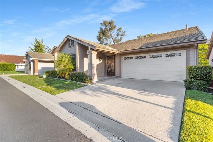 Property Photo:  28525 Barbosa  CA 92692 