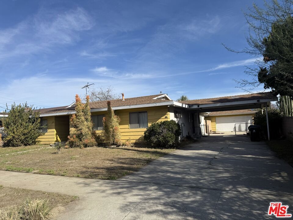 Property Photo:  9264 Cayuga Avenue  CA 91352 