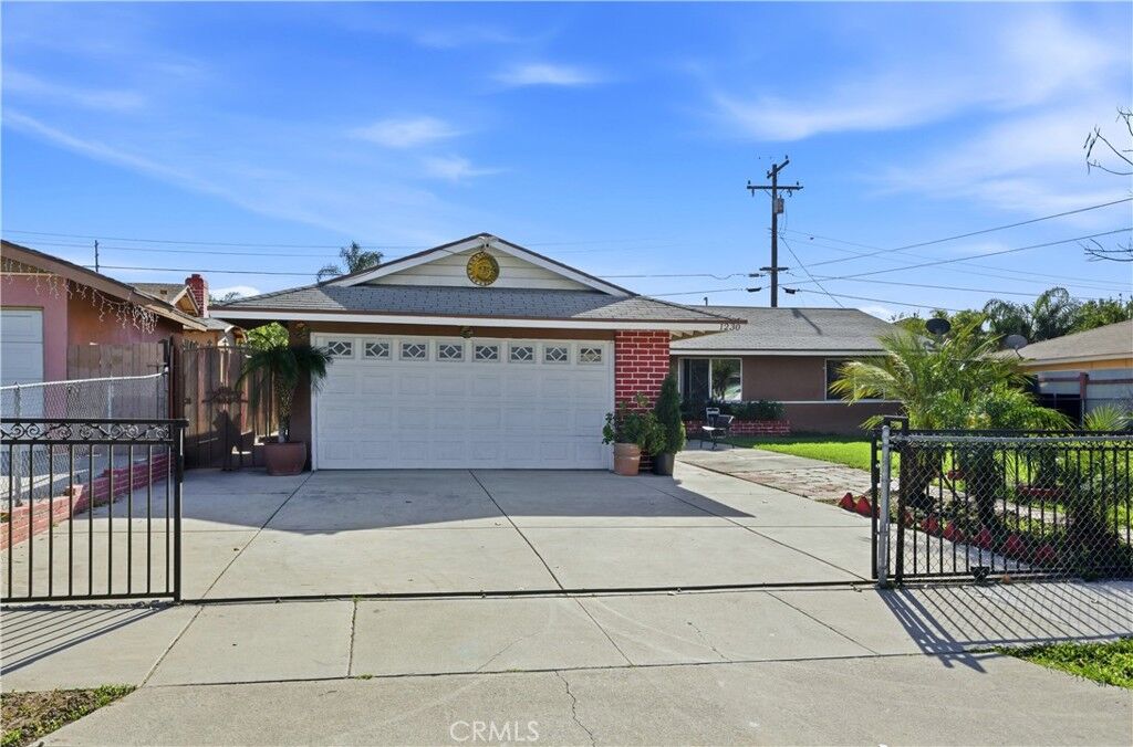 Property Photo:  1230 Arthur Avenue  CA 92501 