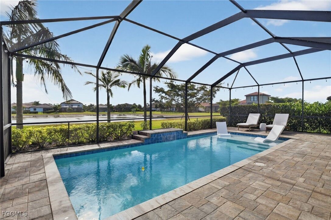 Property Photo:  12960 Broomfield Lane  FL 33913 