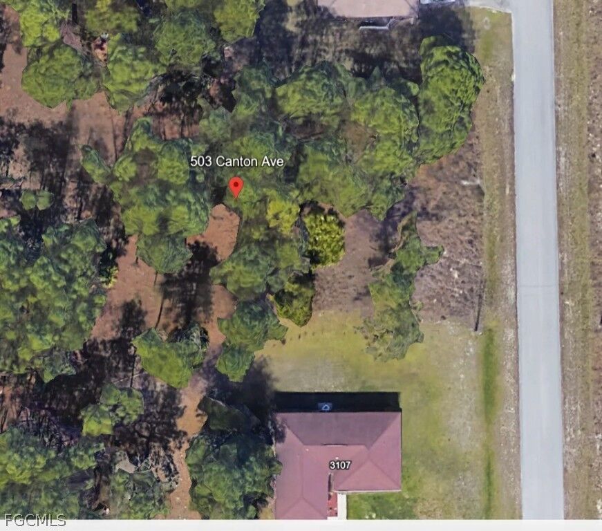 Property Photo:  503 Canton Avenue  FL 33972 
