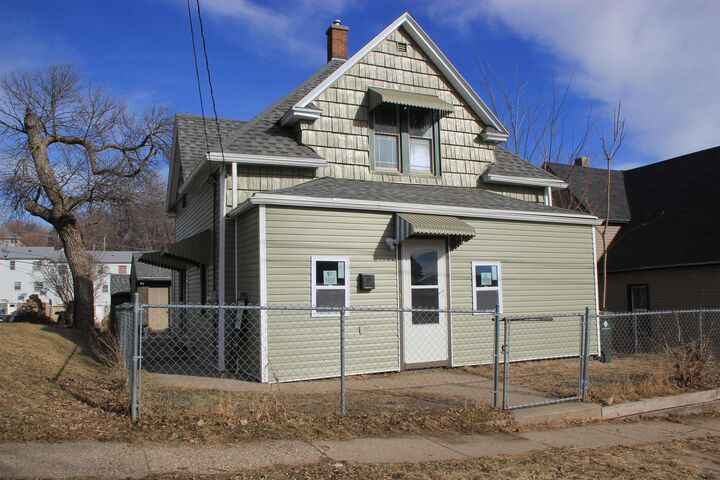 Property Photo:  1203 25th St.  IA 51104 