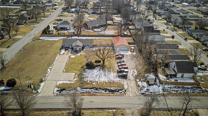 Property Photo:  2602 E Battlefield Boulevard  AR 72712 