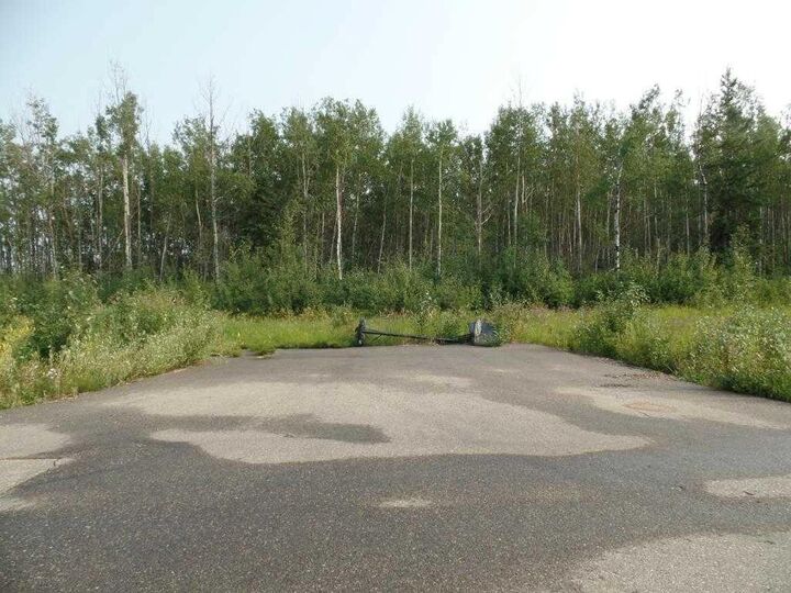 Property Photo: 13348 672A Township 312 AB T0A 2C0