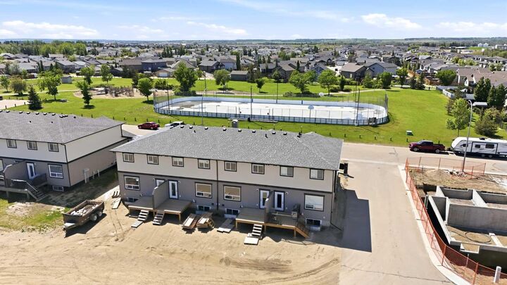 Property Photo: 73 Willow Road AB T4M 0J2