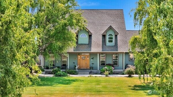 Property Photo:  4997 NE Road 7.5  WA 98837 