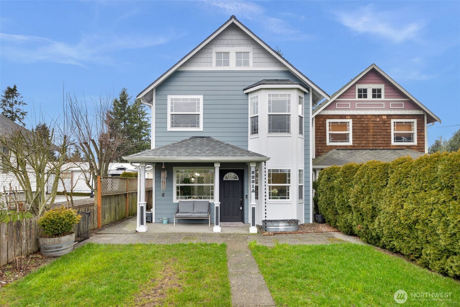 Property Photo:  2231  61st Street SE A  WA 98203 