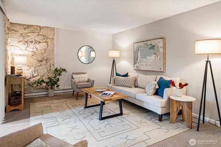 Property Photo:  7317  224th Street SW A4  WA 98026 