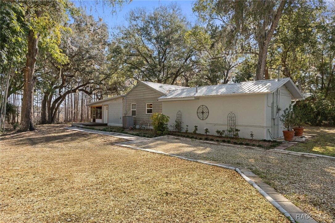 Property Photo: 9193 S Great Oaks Drive FL 34436