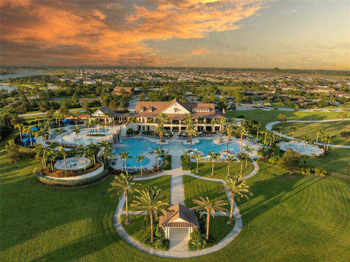 Property Photo:  624 Hookline Circle  FL 33470 