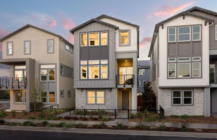 Property Photo:  285 Llewellyn Avenue 016-18 Plan 2  CA 95008 