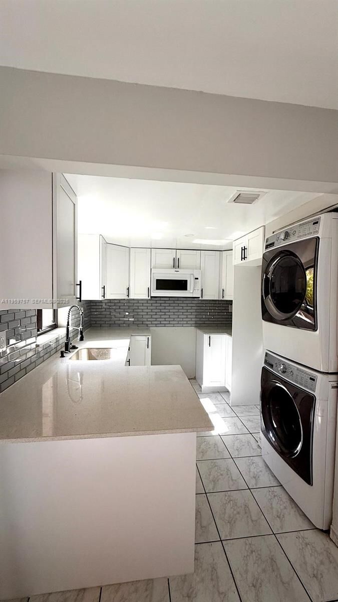 Property Photo:  110 SW 108th Ave H1  FL 33174 