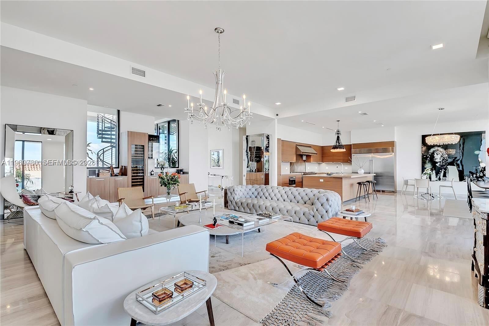 Property Photo:  3581 E Glencoe St 605  FL 33133 