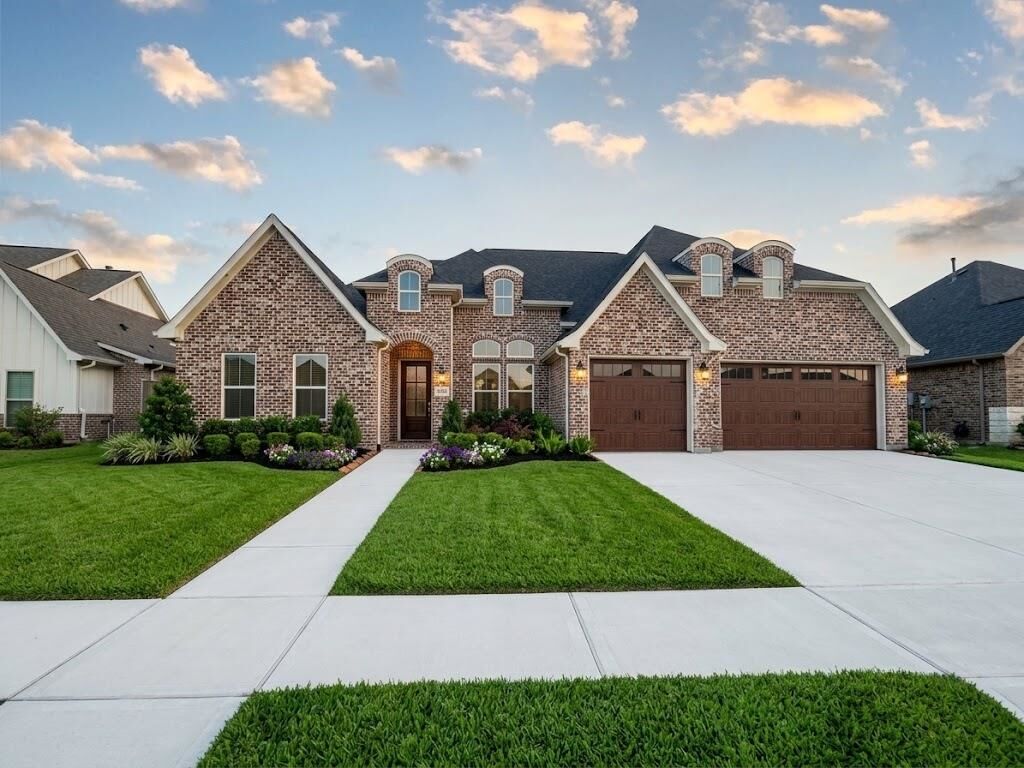 Property Photo:  6535 Claybourn Drive  TX 77706 