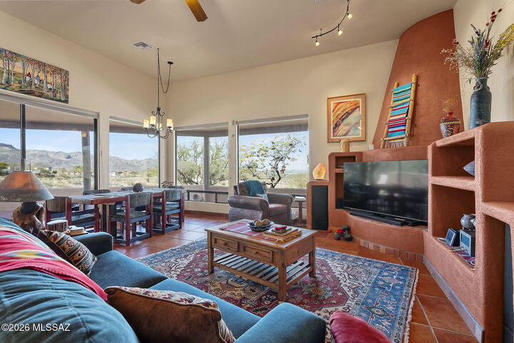 Property Photo: 612 Camino Arviso AZ 85648