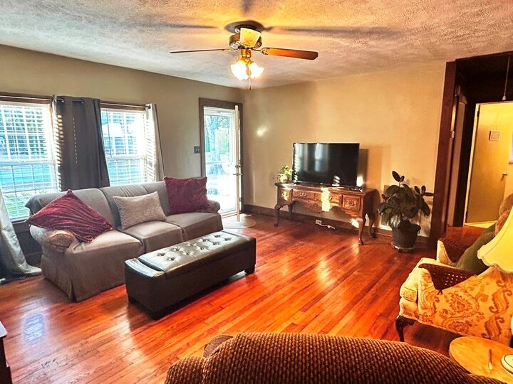 Property Photo: 813 Belmont Ave. GA 31794