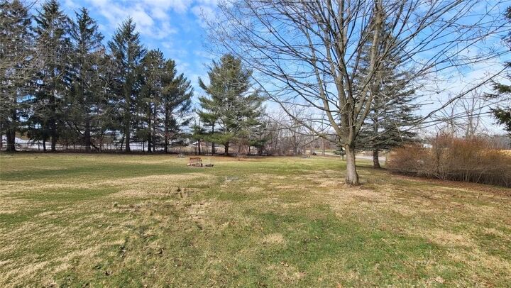 Property Photo:  2232 E Seneca Street  NY 14521 