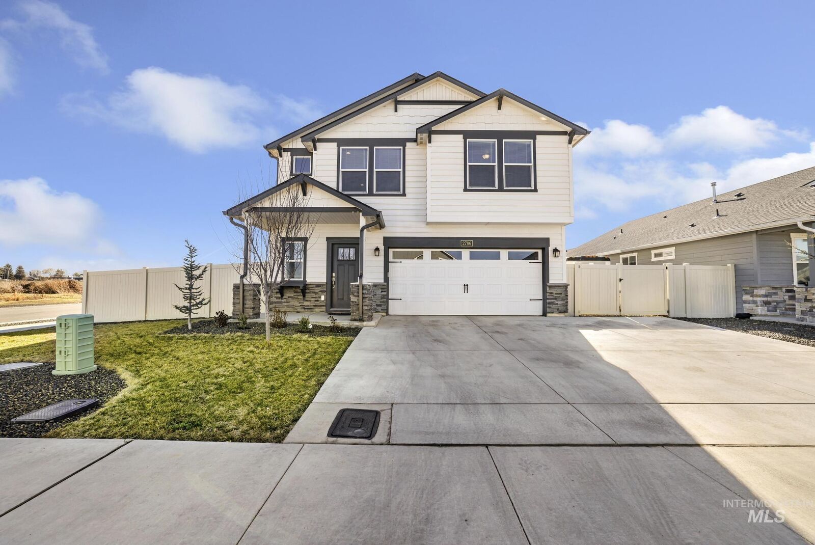 Property Photo:  2786 Whitebark Ln  ID 83301-6094 