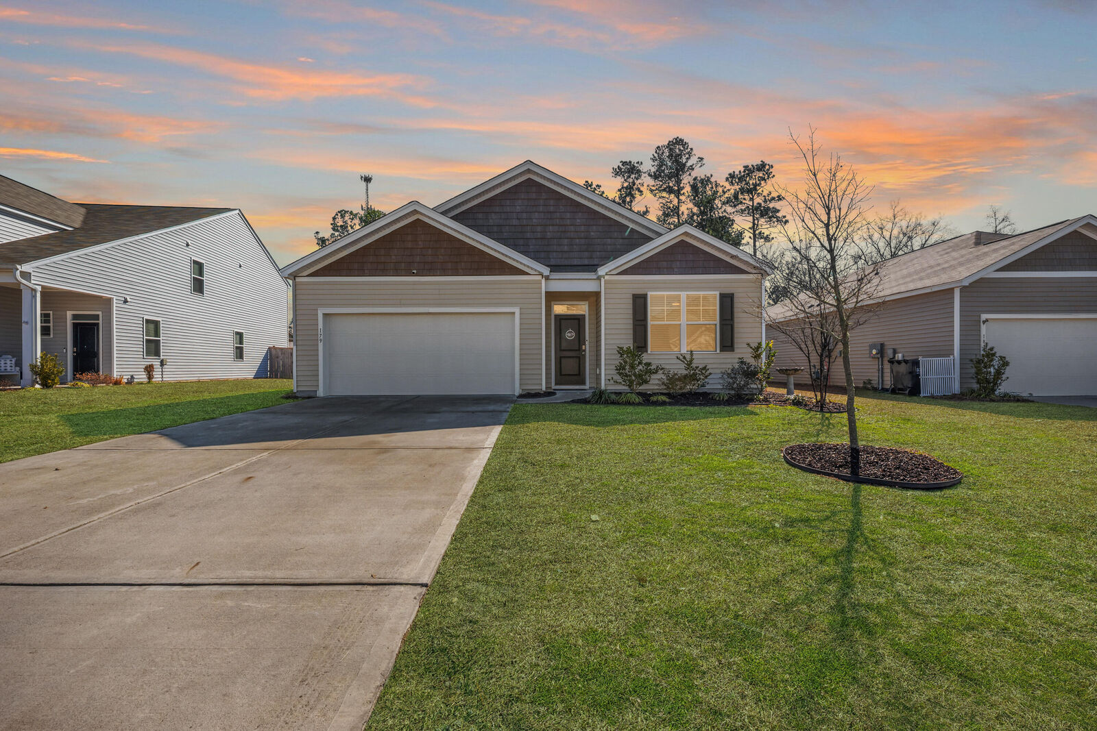 Property Photo: 179 Lagoona Drive SC 29483