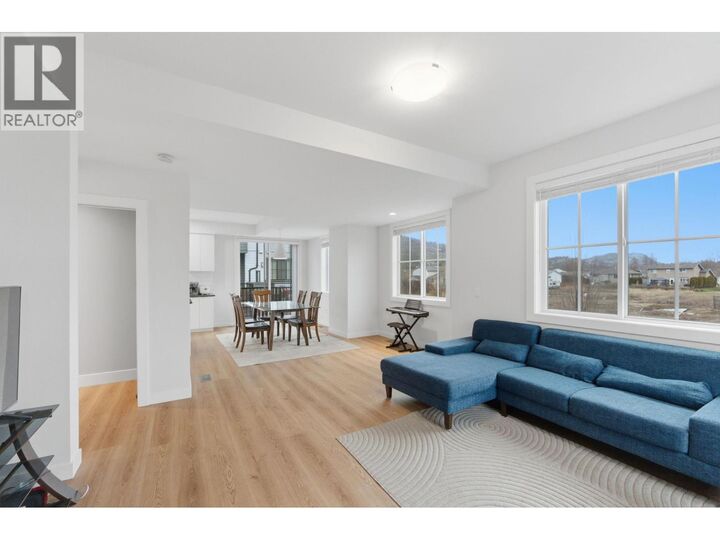 Property Photo:  307 Glen Park Drive 19  BC V1V 0H1 